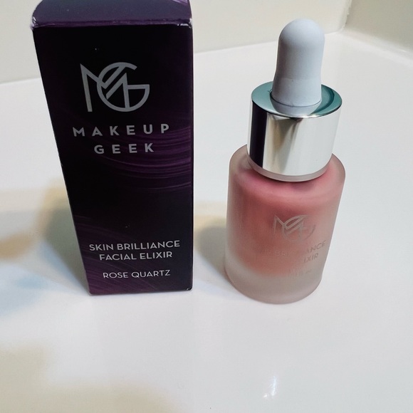 🌲Christmas Holidays🌲Makeup Gift Box (26 items) - Picture 8 of 8